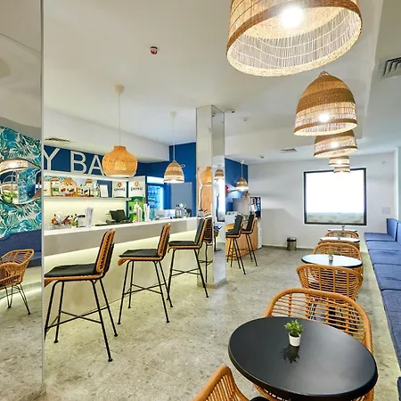 казабланка Хотел Обзор